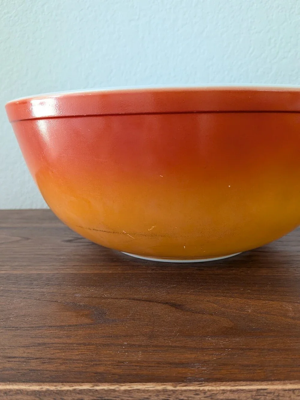 Vintage Pyrex Large 4 Qt MixingBowl 404 Flameglo Red Orange Ombre